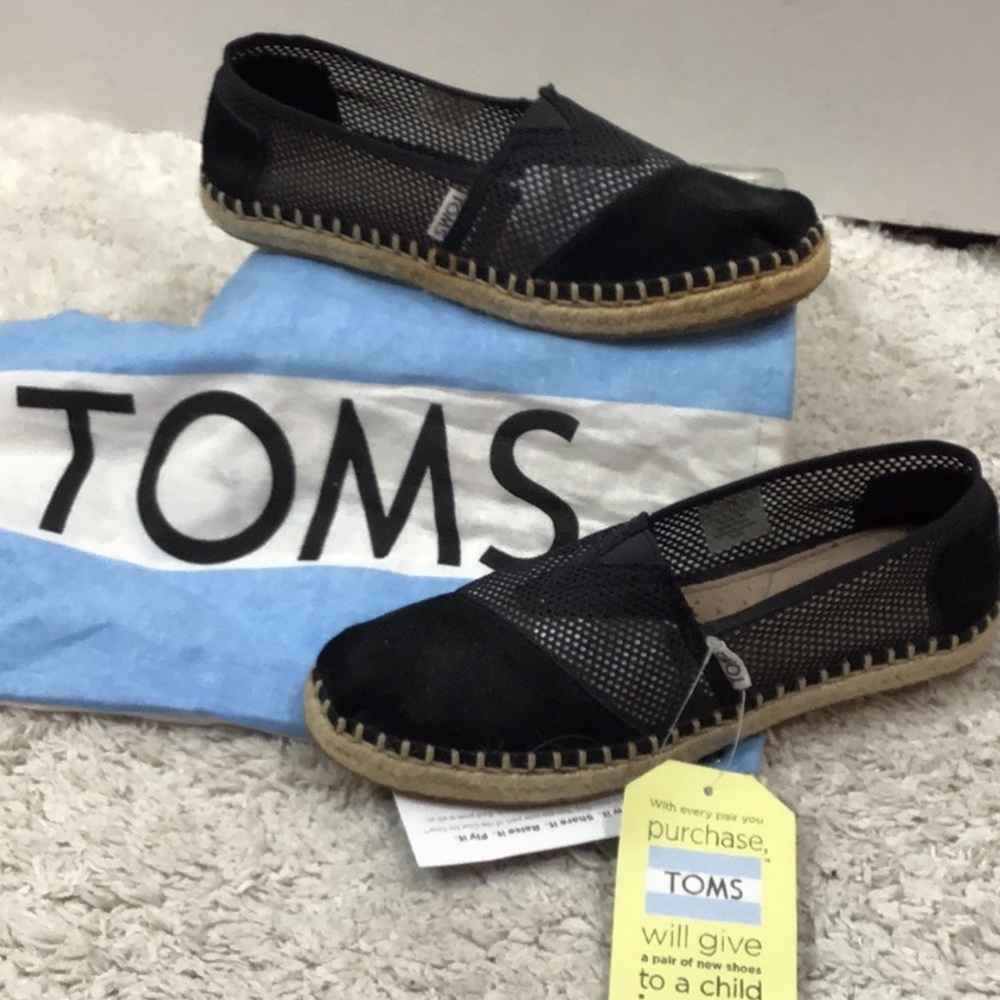 Toms classic mesh/suede black espadrilles 6 NWT